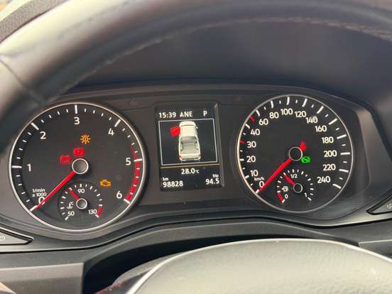 VOLKSWAGEN-AMAROK-2019