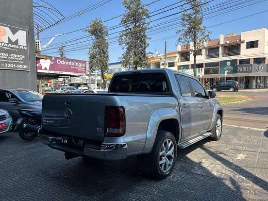 VOLKSWAGEN-AMAROK-2023