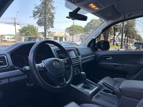 VOLKSWAGEN-AMAROK-2023