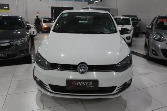 VOLKSWAGEN-FOX-1.6 MSI TOTAL FLEX CONNECT 4P MANUAL VOLKSWAGEN-FOX-2019
