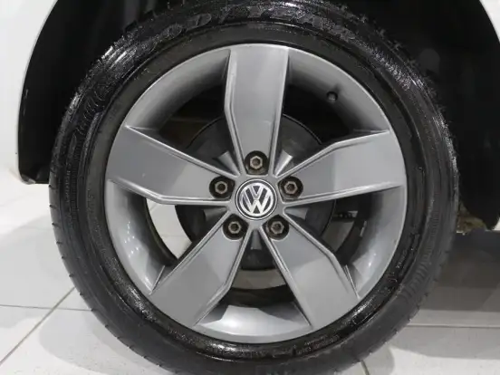 VOLKSWAGEN-FOX-1.6 MSI TOTAL FLEX CONNECT 4P MANUAL VOLKSWAGEN-FOX-2019