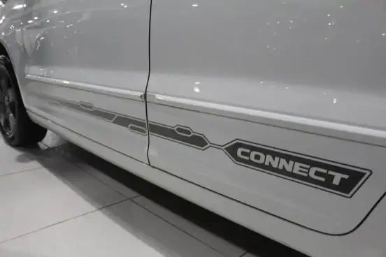 VOLKSWAGEN-FOX-1.6 MSI TOTAL FLEX CONNECT 4P MANUAL VOLKSWAGEN-FOX-2019