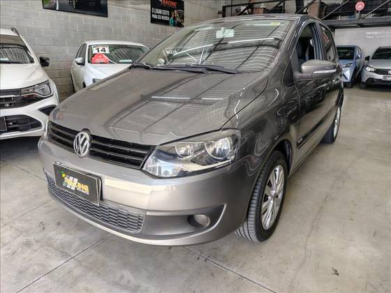 VOLKSWAGEN FOX 1.0 MI BLACKFOX 8V FLEX 4P MANUAL