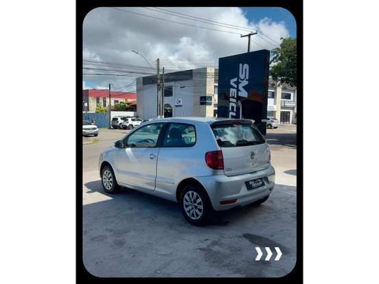 VOLKSWAGEN-FOX-2012