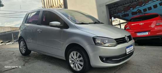 VOLKSWAGEN-FOX-2013