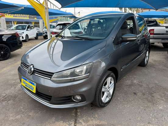 VOLKSWAGEN-FOX-2015