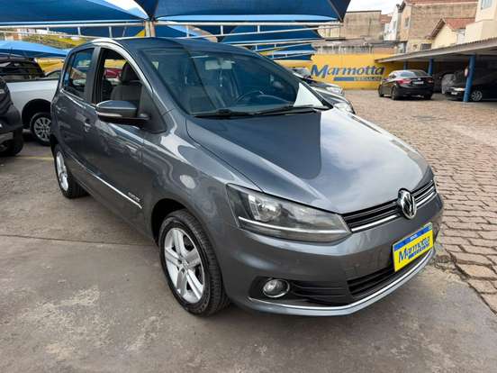 VOLKSWAGEN-FOX-1.6 MSI HIGHLINE 16V FLEX 4P MANUAL VOLKSWAGEN-FOX-2015