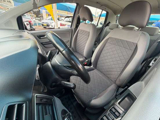 VOLKSWAGEN-FOX-1.6 MSI HIGHLINE 16V FLEX 4P MANUAL VOLKSWAGEN-FOX-2015