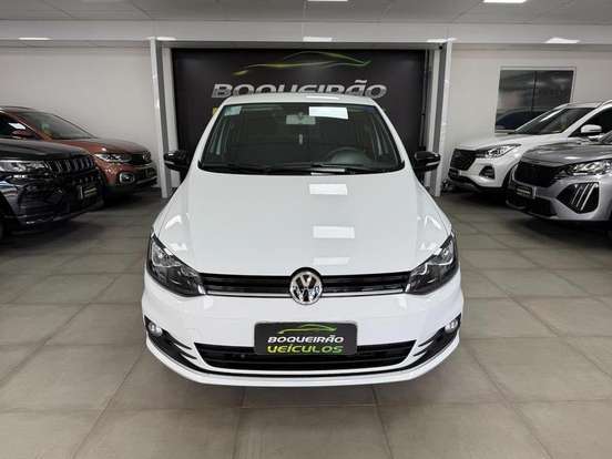 VOLKSWAGEN-FOX-2020