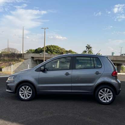 VOLKSWAGEN-FOX-1.6 MSI TOTAL FLEX CONNECT 4P MANUAL VOLKSWAGEN-FOX-2018