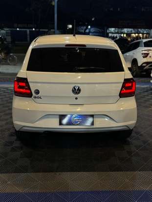 VOLKSWAGEN-GOL-2021