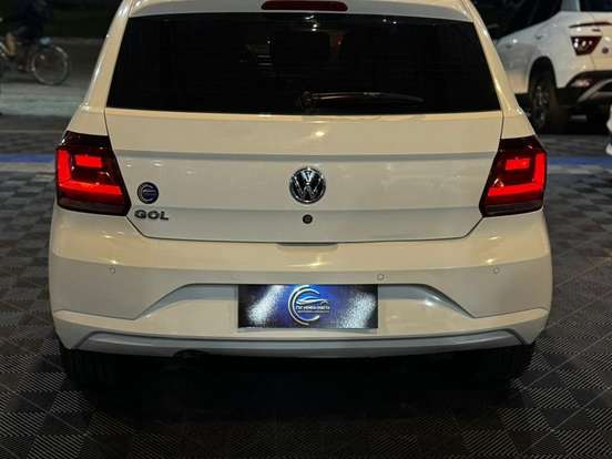 VOLKSWAGEN-GOL-1.0 12V MPI TOTALFLEX 4P MANUAL VOLKSWAGEN-GOL-2021