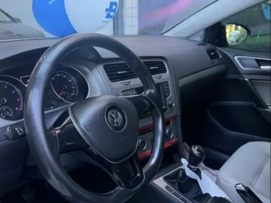VOLKSWAGEN-GOLF-1.0 TSI COMFORTLINE 12V TOTAL FLEX 4P MANUAL VOLKSWAGEN-GOLF-2017