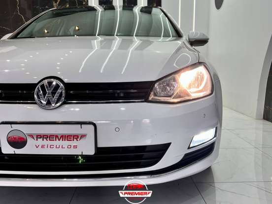 VOLKSWAGEN-GOLF-1.4 TSI HIGHLINE 16V GASOLINA 4P AUTOMÁTICO VOLKSWAGEN-GOLF-2015