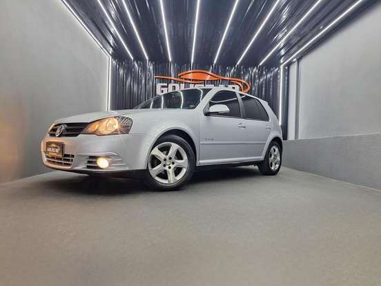VOLKSWAGEN-GOLF-2009