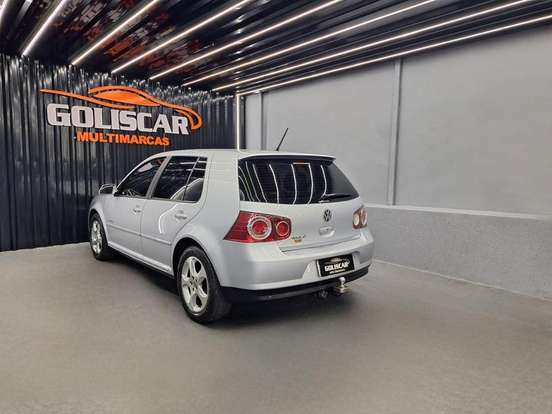 VOLKSWAGEN-GOLF-2009