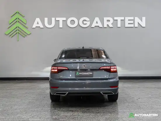 VOLKSWAGEN-JETTA-1.4 250 TSI TOTAL FLEX R-LINE TIPTRONIC VOLKSWAGEN-JETTA-2018