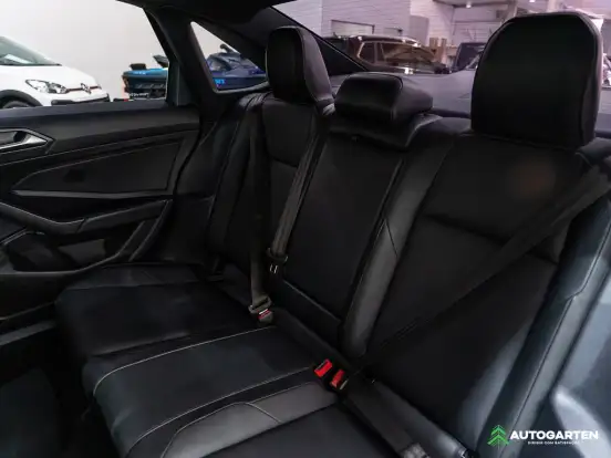 VOLKSWAGEN-JETTA-1.4 250 TSI TOTAL FLEX R-LINE TIPTRONIC VOLKSWAGEN-JETTA-2018