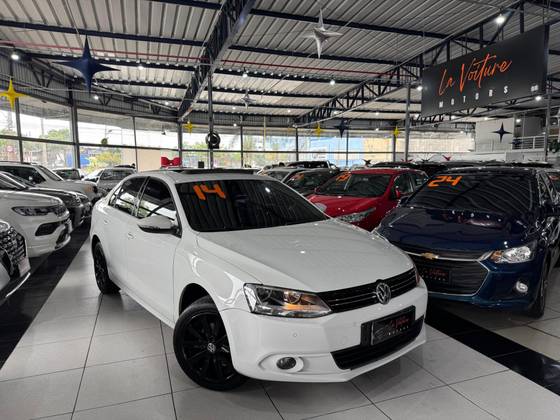 VOLKSWAGEN JETTA 2.0 COMFORTLINE FLEX 4P TIPTRONIC