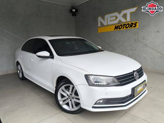 VOLKSWAGEN JETTA 2.0 TSI HIGHLINE 211CV GASOLINA 4P TIPTRONIC