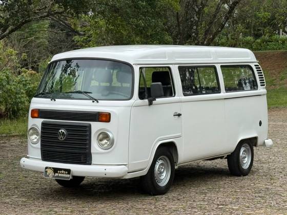 VOLKSWAGEN KOMBI 1.4 MI STD 8V FLEX 4P MANUAL