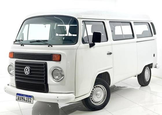 VOLKSWAGEN KOMBI 1.4 MI STD LOTAÇÃO 8V FLEX 3P MANUAL