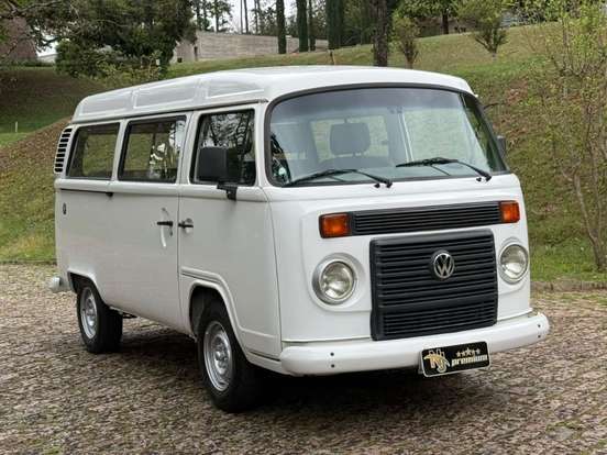 VOLKSWAGEN-KOMBI-1.4 MI STD LOTAÇÃO 8V FLEX 3P MANUAL VOLKSWAGEN-KOMBI-2013