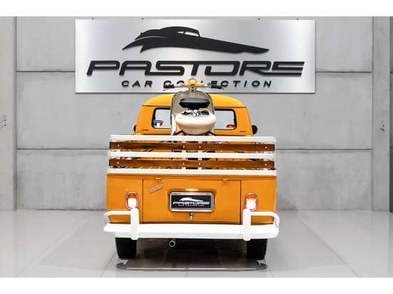 VOLKSWAGEN-KOMBI-1973