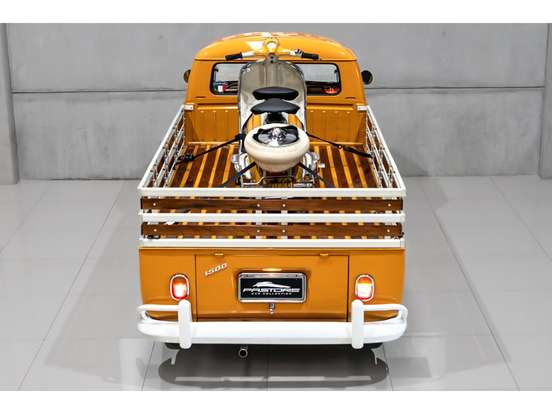 VOLKSWAGEN-KOMBI-1.5 LUXO 8V GASOLINA 3P MANUAL VOLKSWAGEN-KOMBI-1973