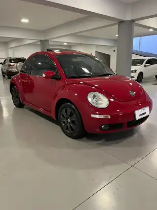 VOLKSWAGEN-NEW BEETLE-2010