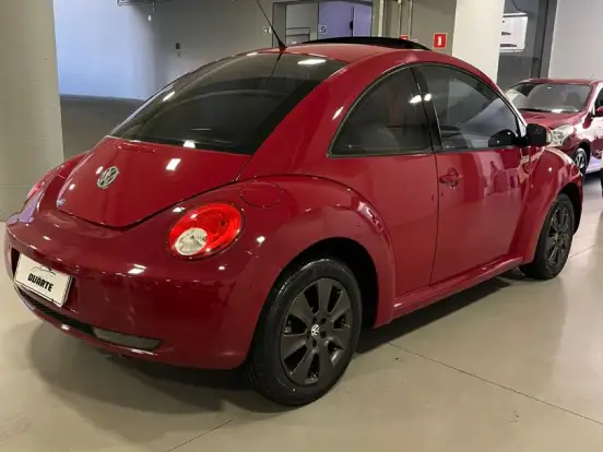 VOLKSWAGEN-NEW BEETLE-2.0 MI 8V GASOLINA 2P AUTOMÁTICO VOLKSWAGEN-NEW BEETLE-2010