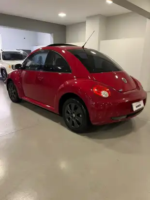 VOLKSWAGEN-NEW BEETLE-2010