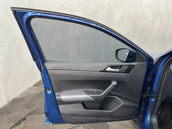 VOLKSWAGEN-NIVUS-1.0 200 TSI TOTAL FLEX HIGHLINE AUTOMÁTICO VOLKSWAGEN-NIVUS-2023