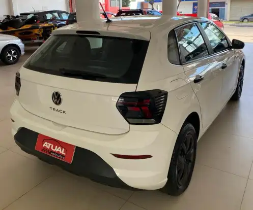 VOLKSWAGEN-POLO-2025