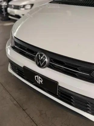 VOLKSWAGEN-POLO-2024