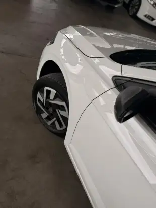 VOLKSWAGEN-POLO-2024