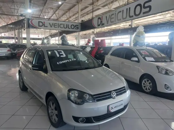 VOLKSWAGEN POLO 1.6 MI SPORTLINE 8V FLEX 4P MANUAL VOLKSWAGEN POLO 1.6 MI SPORTLINE 8V FLEX 4P MANUAL