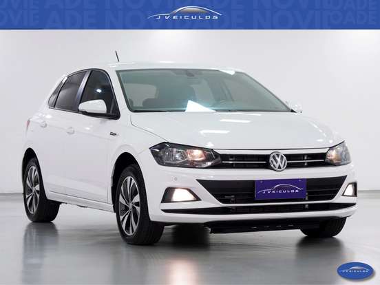 VOLKSWAGEN-POLO-2018