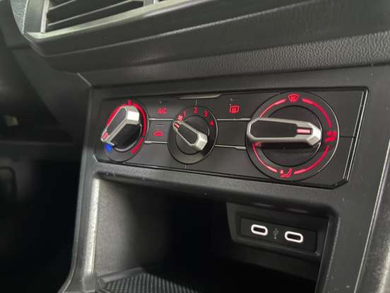 VOLKSWAGEN-POLO-2023