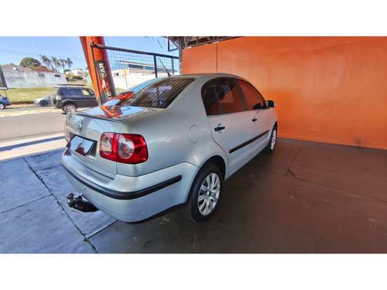 VOLKSWAGEN-POLO SEDAN-1.6 8V GASOLINA 4P MANUAL VOLKSWAGEN-POLO SEDAN-2008
