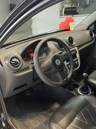 VOLKSWAGEN-SAVEIRO-2011