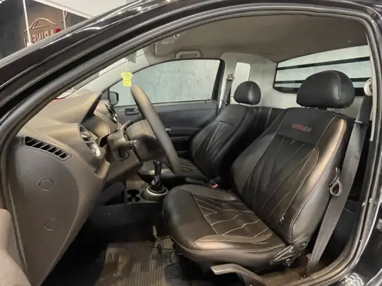 VOLKSWAGEN-SAVEIRO-1.6 MI CE 8V FLEX 2P MANUAL G.V VOLKSWAGEN-SAVEIRO-2011