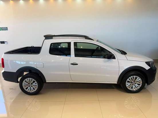 VOLKSWAGEN-SAVEIRO-2022