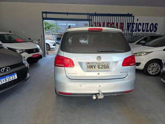 VOLKSWAGEN-SPACEFOX-2010