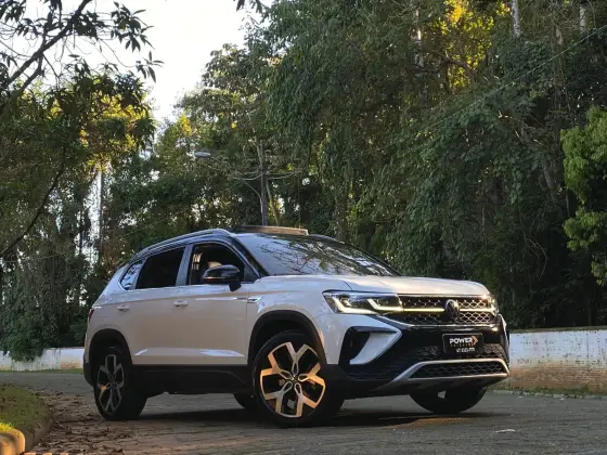 VOLKSWAGEN TAOS 1.4 250 TSI TOTAL FLEX HIGHLINE AUTOMÁTICO