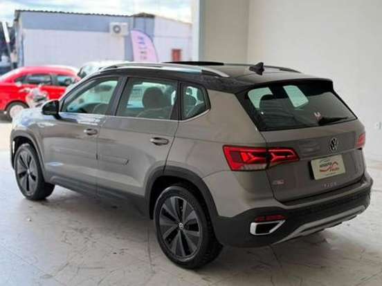 VOLKSWAGEN-TAOS-1.4 250 TSI TOTAL FLEX HIGHLINE AUTOMÁTICO VOLKSWAGEN-TAOS-2021