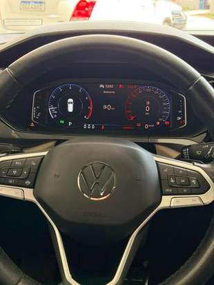 VOLKSWAGEN-TAOS-2021