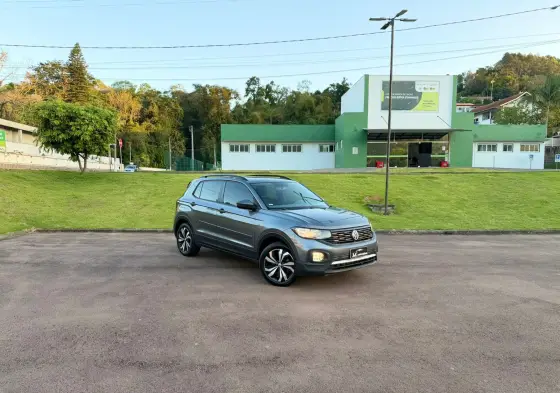 VOLKSWAGEN T-CROSS 1.0 200 TSI TOTAL FLEX AUTOMÁTICO