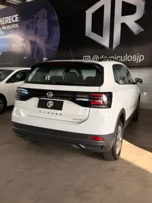 VOLKSWAGEN-T-CROSS-2019