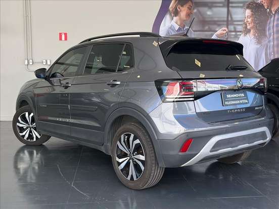 VOLKSWAGEN-T-CROSS-1.0 200 TSI TOTAL FLEX AUTOMÁTICO VOLKSWAGEN-T-CROSS-2025